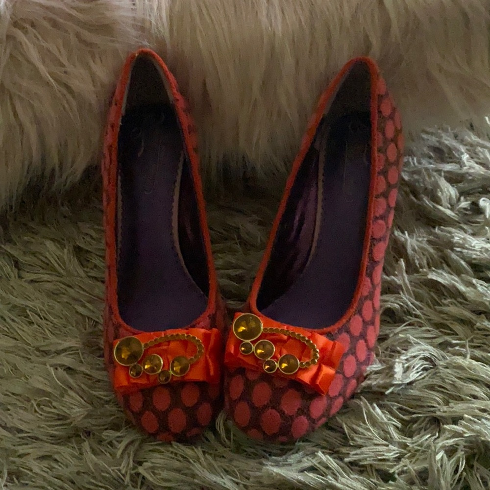 Pooka dot small heel steppers